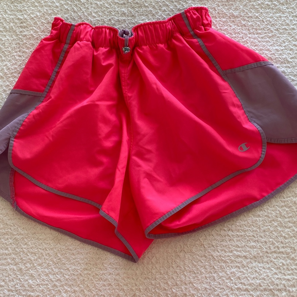Champion powertrajn track short